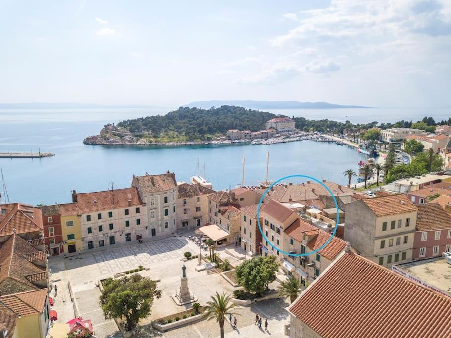 The Square Makarska, Lux App In The Heart Of The City Buitenkant foto