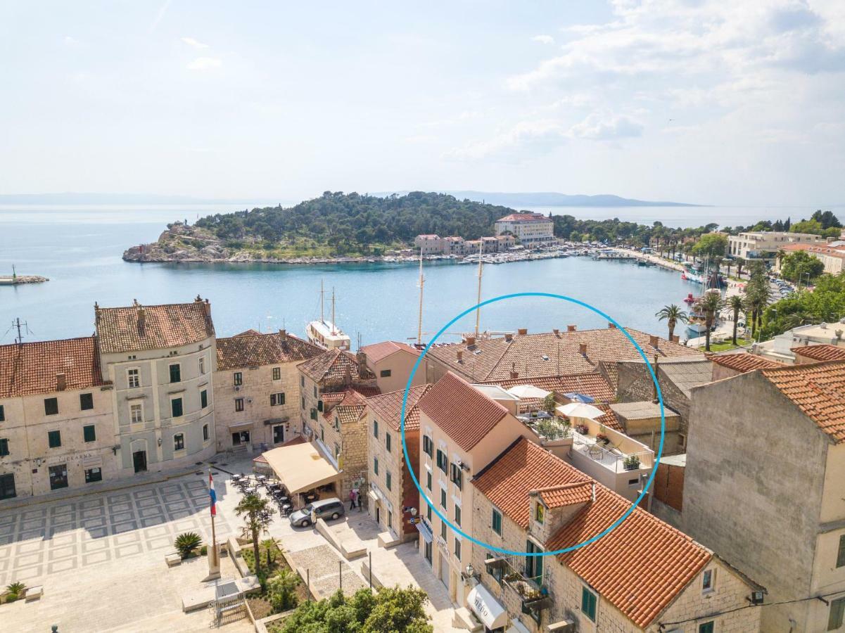 The Square Makarska, Lux App In The Heart Of The City Buitenkant foto